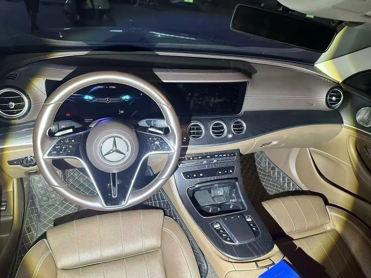 Mercedes Benz E Class 2022 E 300 L 2.0T Luxury (Change 2) Automatic Gear 6