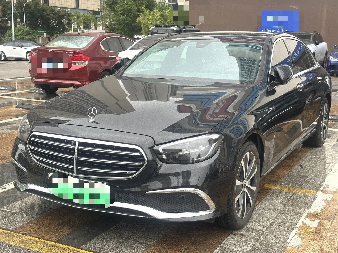 Mercedes Benz E-Class New Energy 2022 E 350 e L 2.0T Sports (Change 2) Automatic Gear - View 1