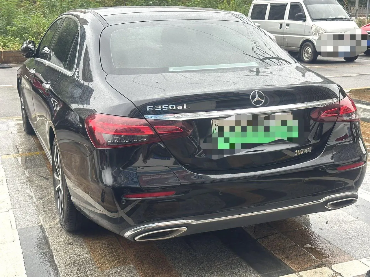 Mercedes Benz E-Class New Energy 2022 E 350 e L 2.0T Sports (Change 2) Automatic Gear 3