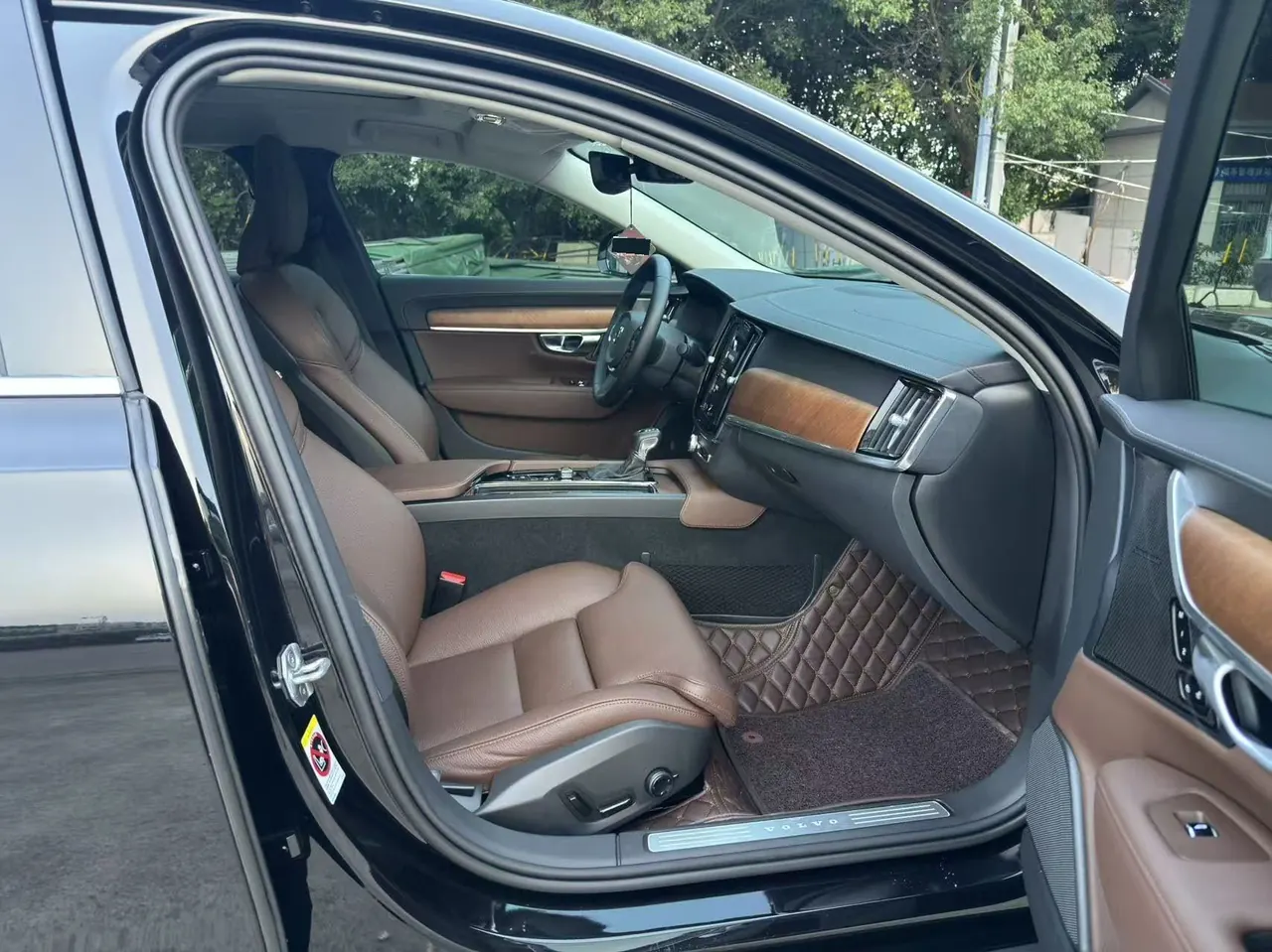 Volvo 2020 S90 2.0T T5 Zhiyuan Deluxe Edition Automatic Gear 5
