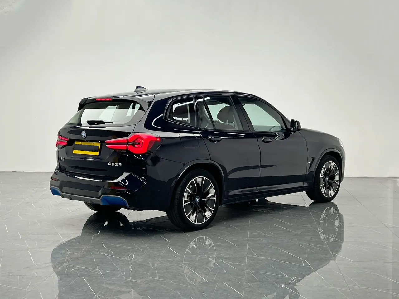 BMW 2022 iX3 Creat Collar Automatic 3