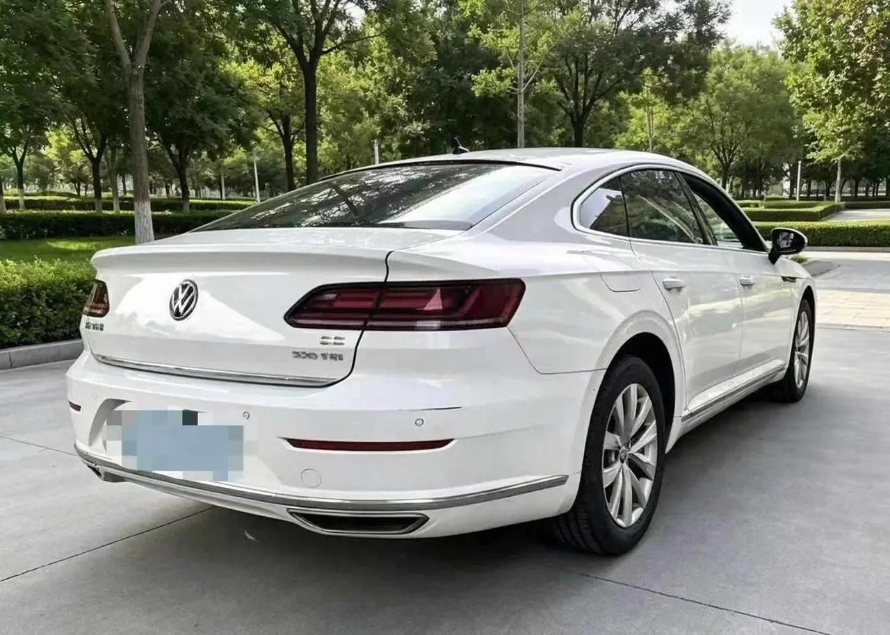 Volkswagen 2020 CC 2.0TSI 330TSI Huayan Edition Automatic Gear 4