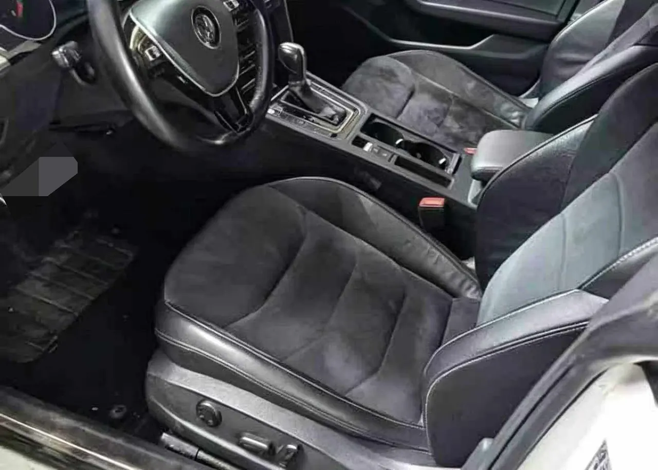 Volkswagen 2020 CC 2.0TSI 330TSI Huayan Edition Automatic Gear 5