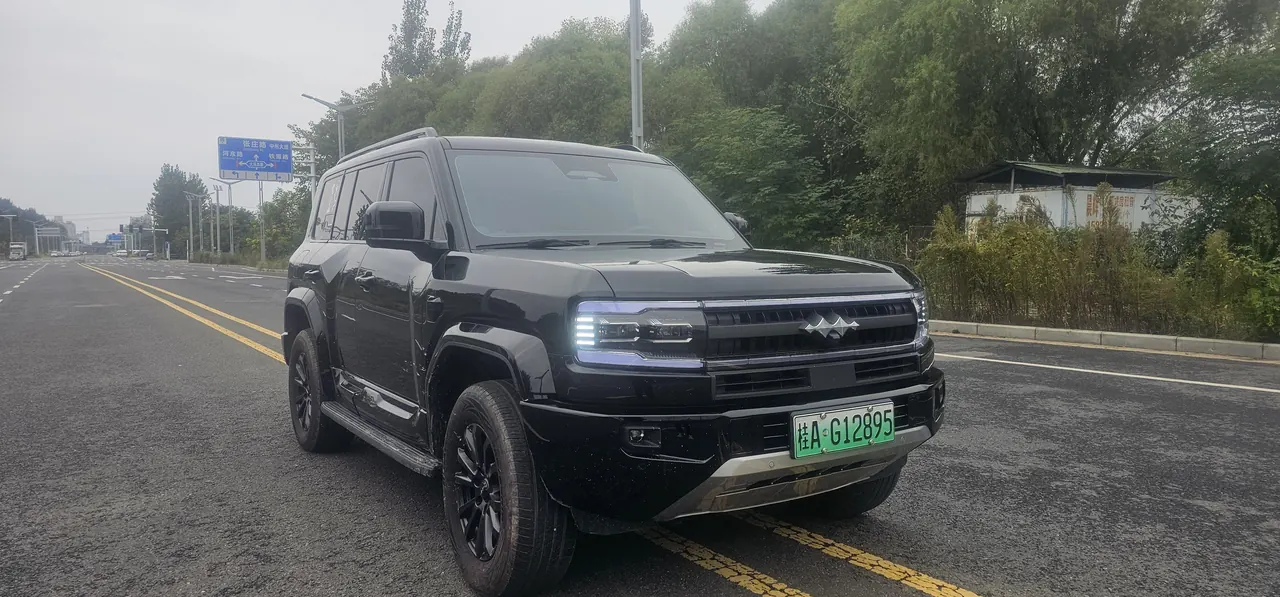 FangChengBao 2025 Leopard 5 1.5T Stepless Gods Intelligence Drive Ultra Edition Automatic Gear 2