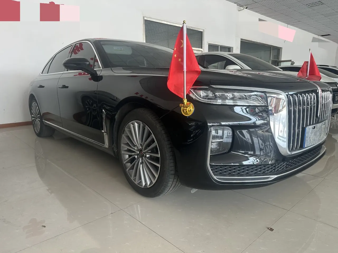 HongQi 2020 H9 48V 2.0T Zhilian Flag Edition Automatic Gear 2