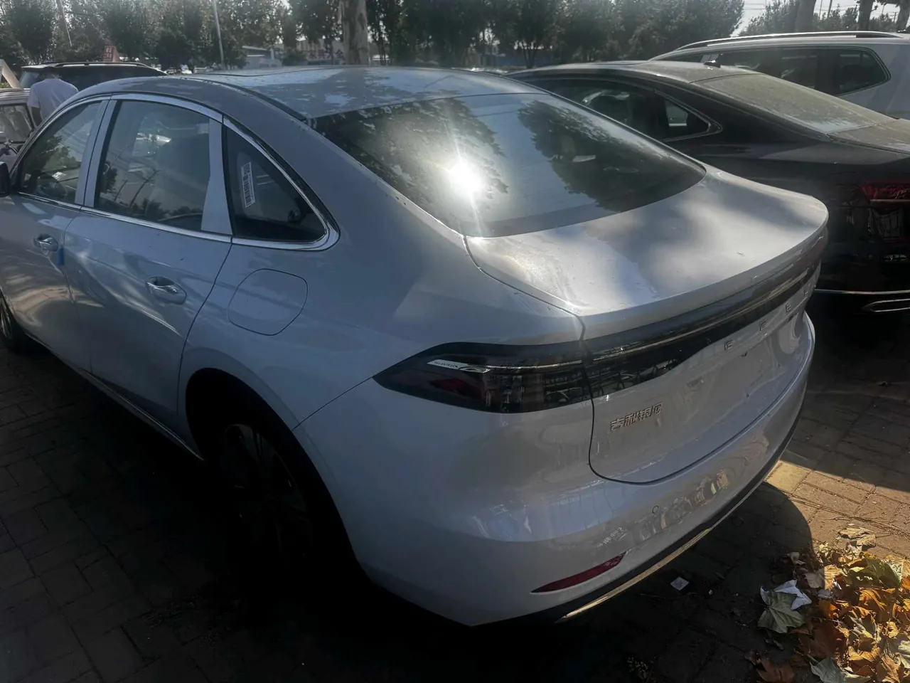 Geely Galaxy 2025 A7 EM-i 1.5 150km Premium Edition Automatic Gear 3