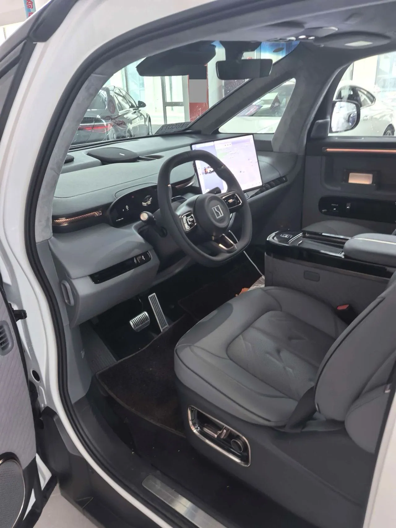 Zeekr 2025 Zeekr MIX Smart Driving Edition Automatic Transmission 4