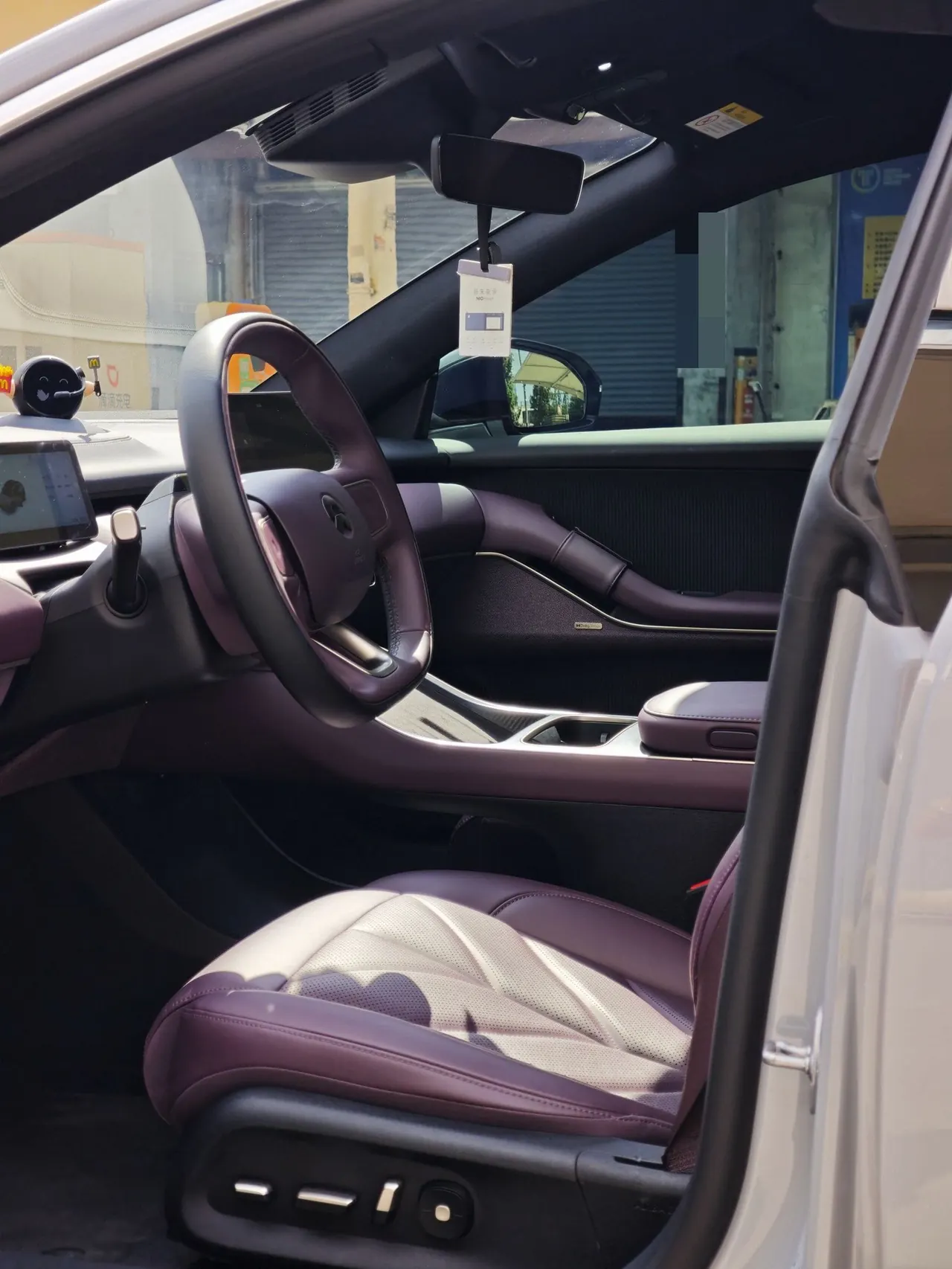 NIO 2025 ET5 Championship Commemorative Edition 75kWh Automatic 4