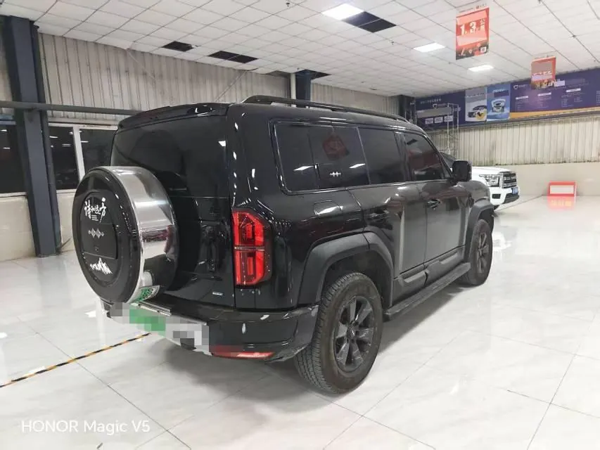 FangChengBao 2025 Leopard 5 1.5T Stepless 210KM Gods Ultra Edition Automatic Gear 4