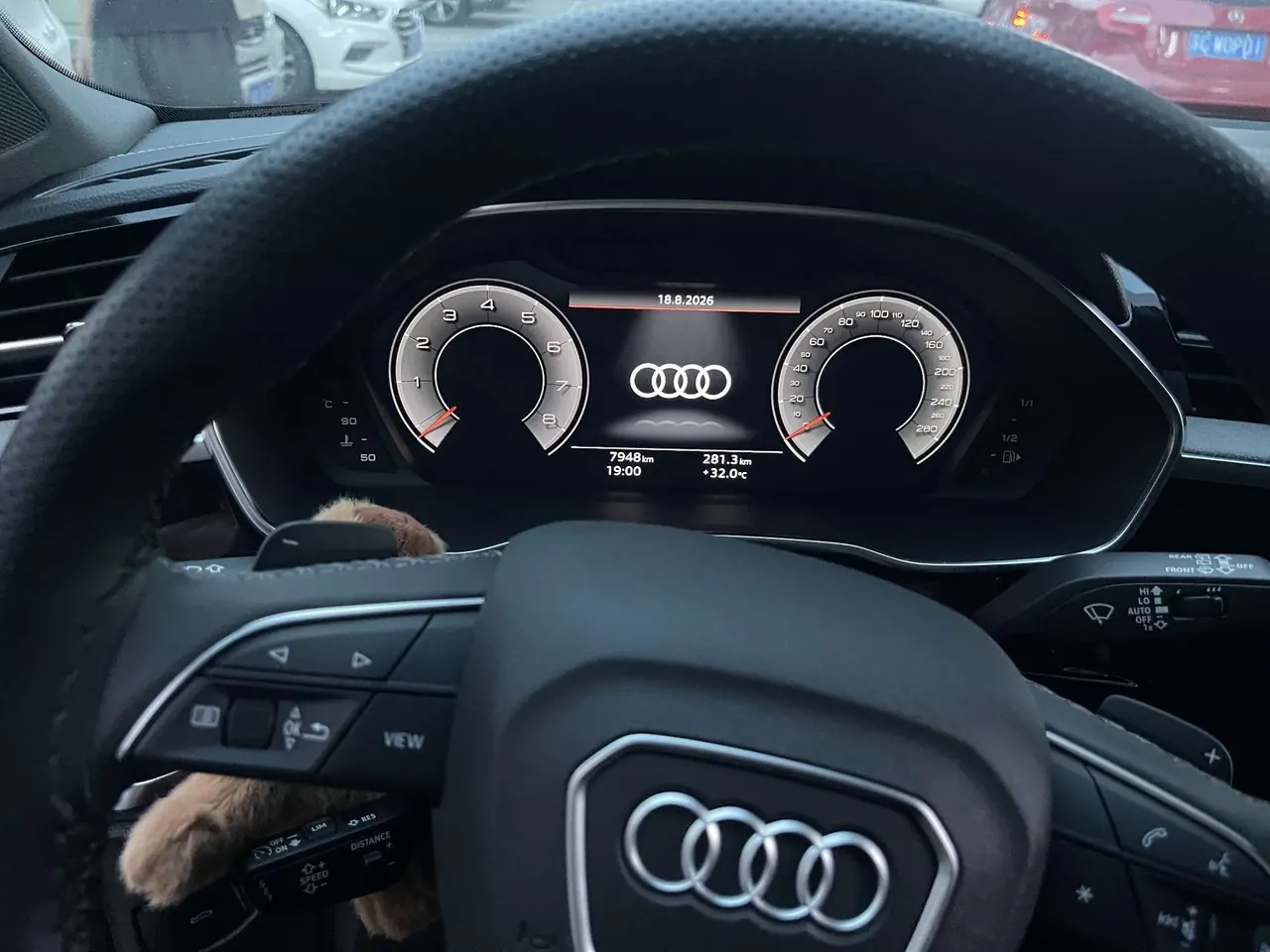 Audi 2025 Q3 1.5TFSI 35TFSI 45th Anniversary Collection Edition Quattro Fashion Dynamic Automatic Gear 2