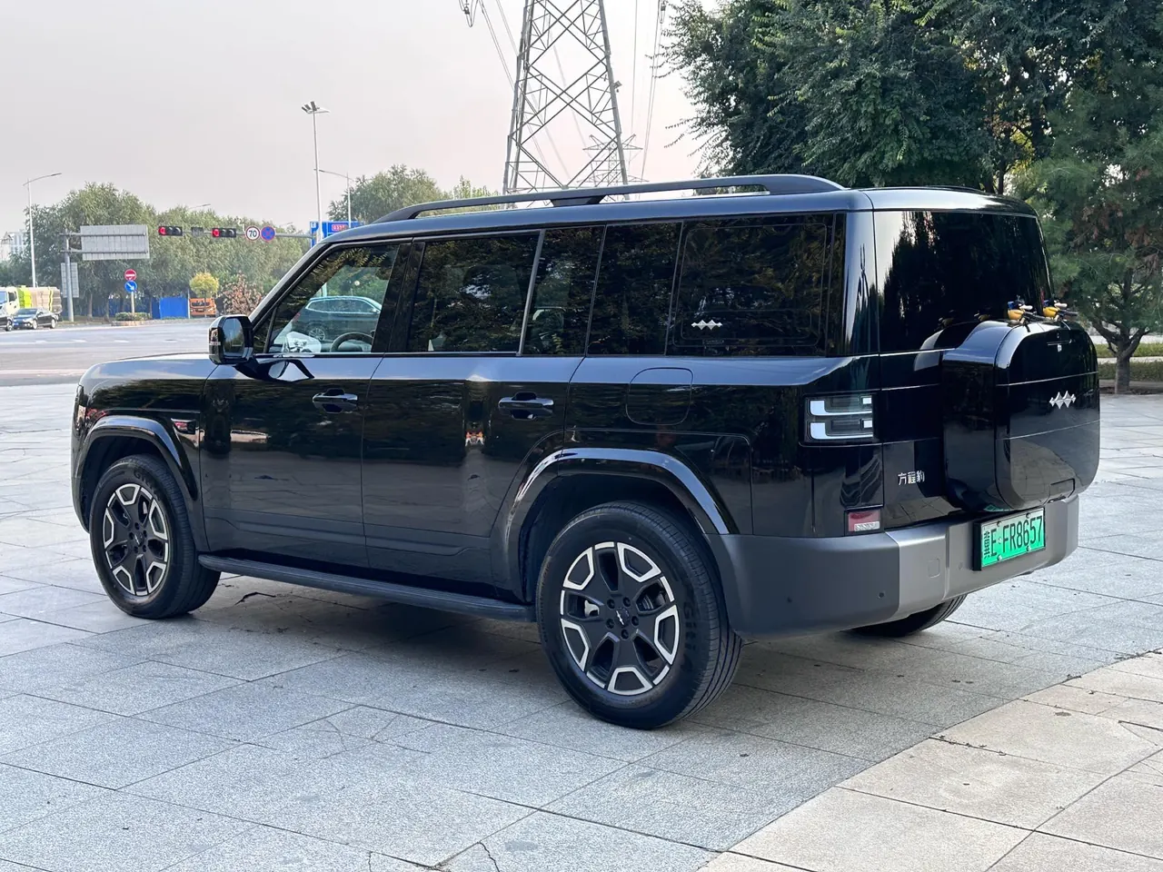 FangChengBao 2025 titanium 7 1.5T stepless 190KM four-wheel drive Max version automatic gear 2
