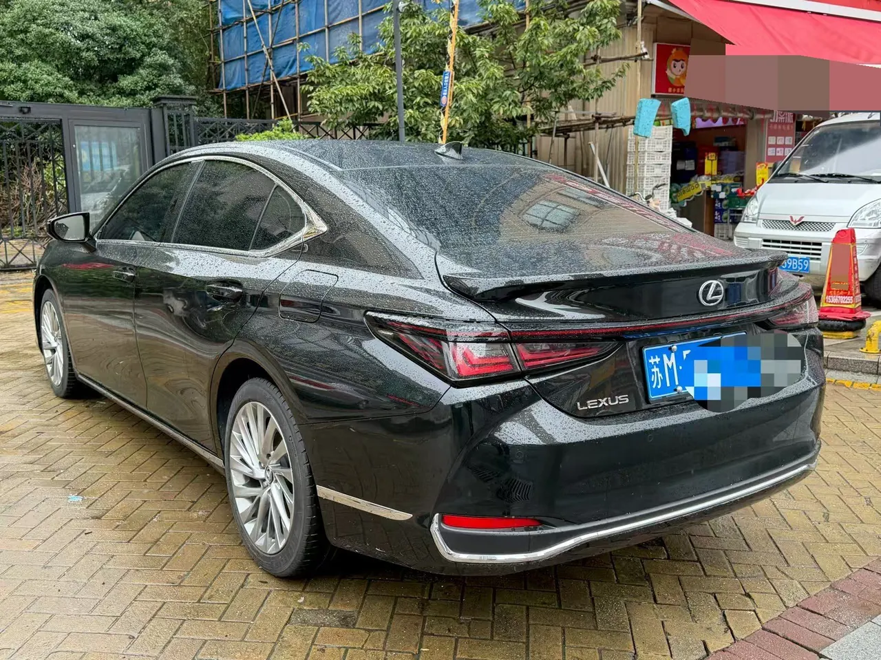 Lexus ES (Imported) 2025 ES300h 2.5 Stepless Premium Edition Automatic Gear 8
