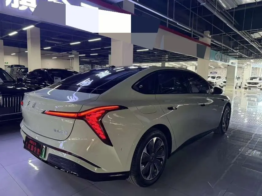 HongQi 2025 Tiangong 05 550 High-end Intelligent Driving Preferred Edition Automatic Gear 8