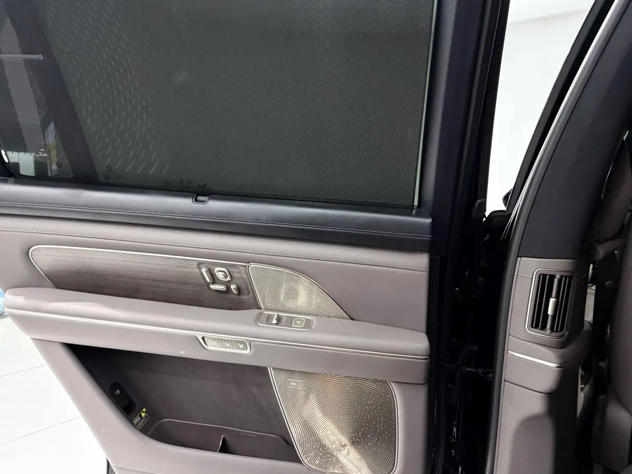 NIO 2026 ES8 6-seat executive deluxe automatic gear 10