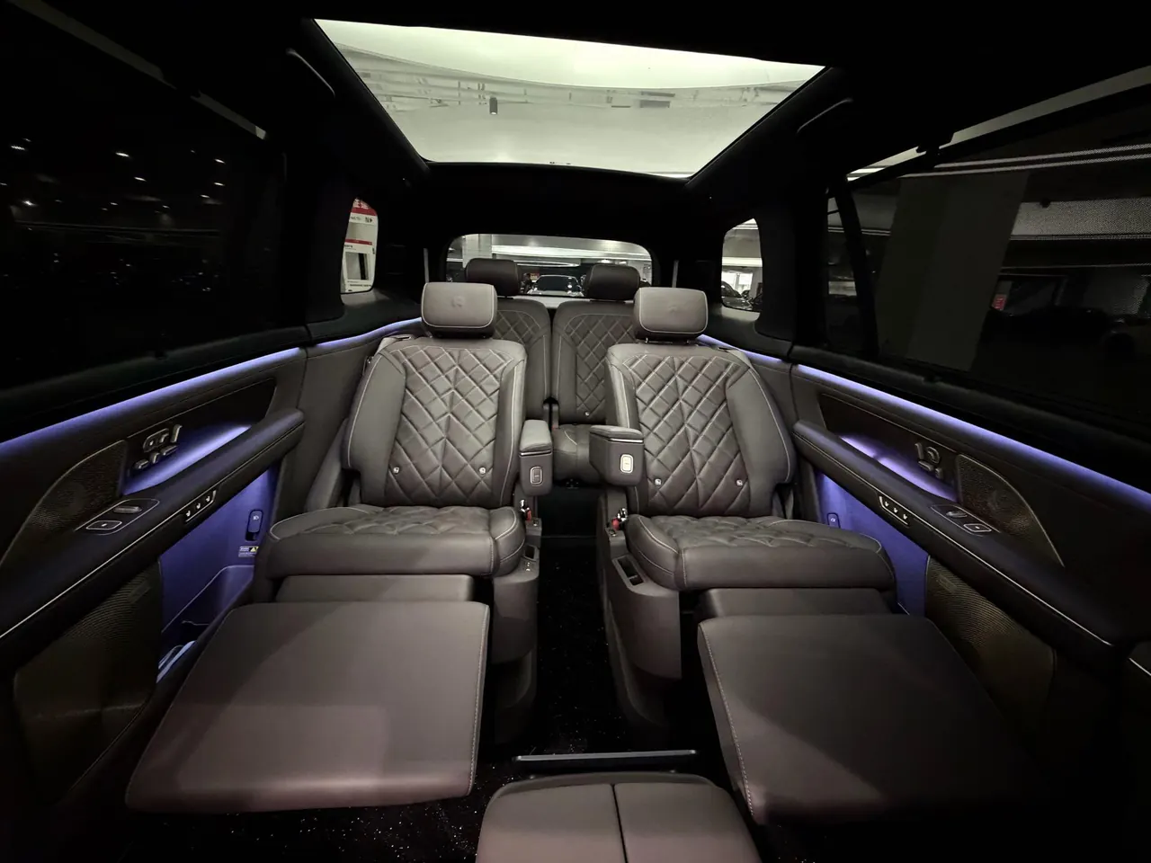 NIO 2026 ES8 6-seat executive deluxe automatic gear 12