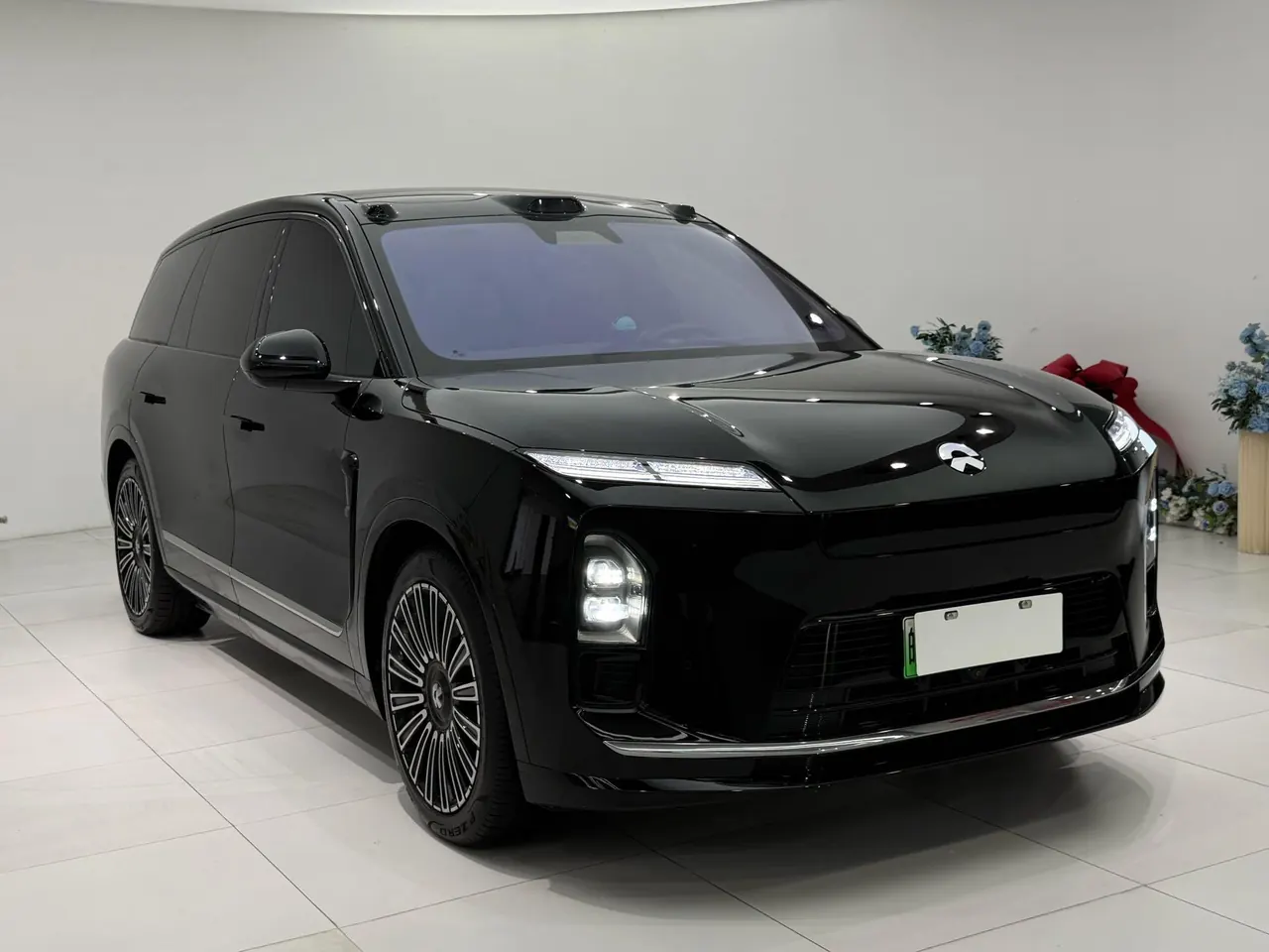 NIO 2026 ES8 6-seat executive deluxe automatic gear 3