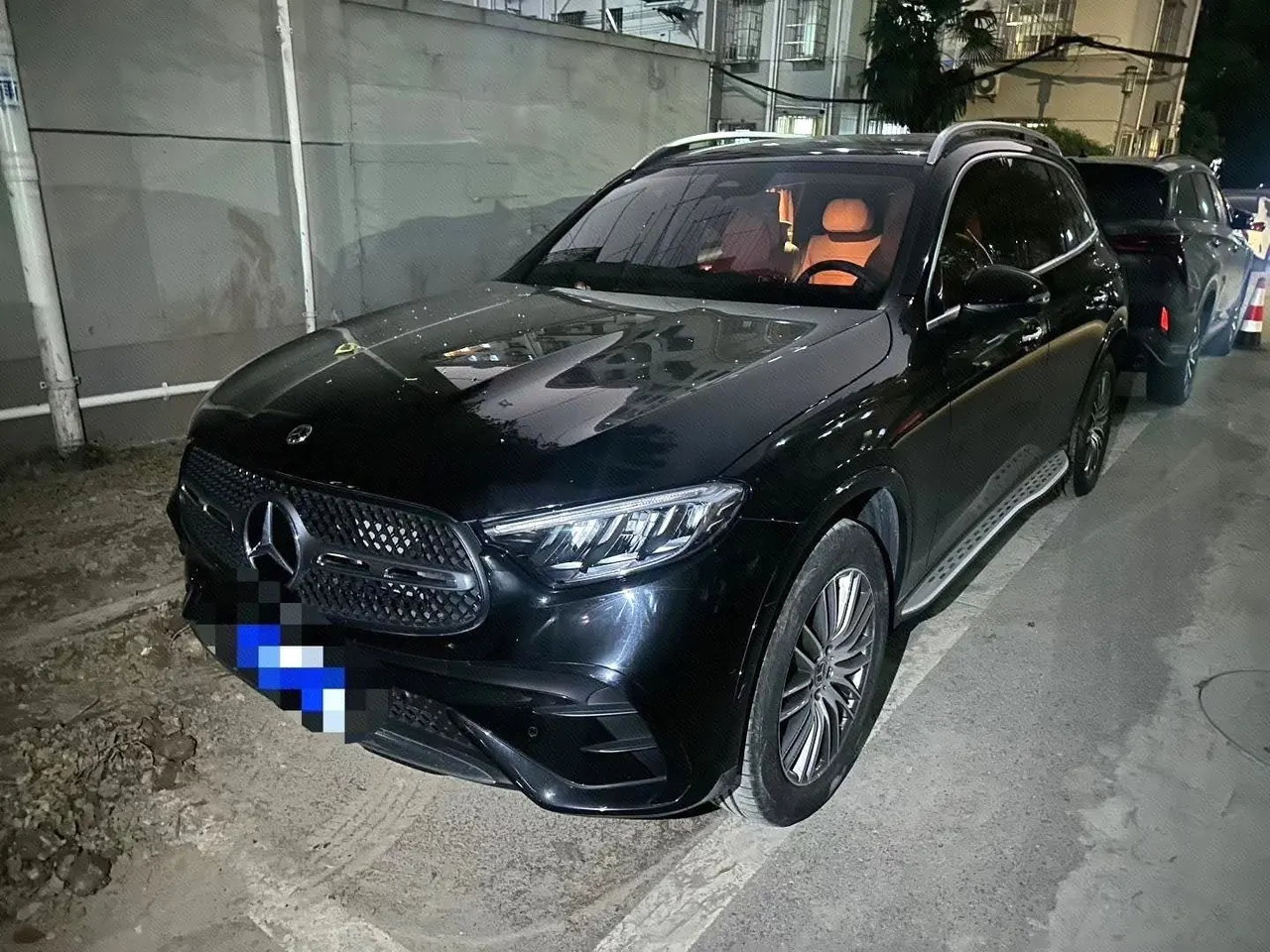 打开图片灯箱:Mercedes Benz 2025 GLC 260 L 4MATIC 48V 2.0T Luxury (Modified) Automatic Gear