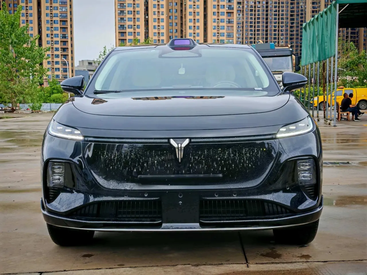 Voyah 2025 bosom friend four-wheel drive dry Kun version automatic gear 2