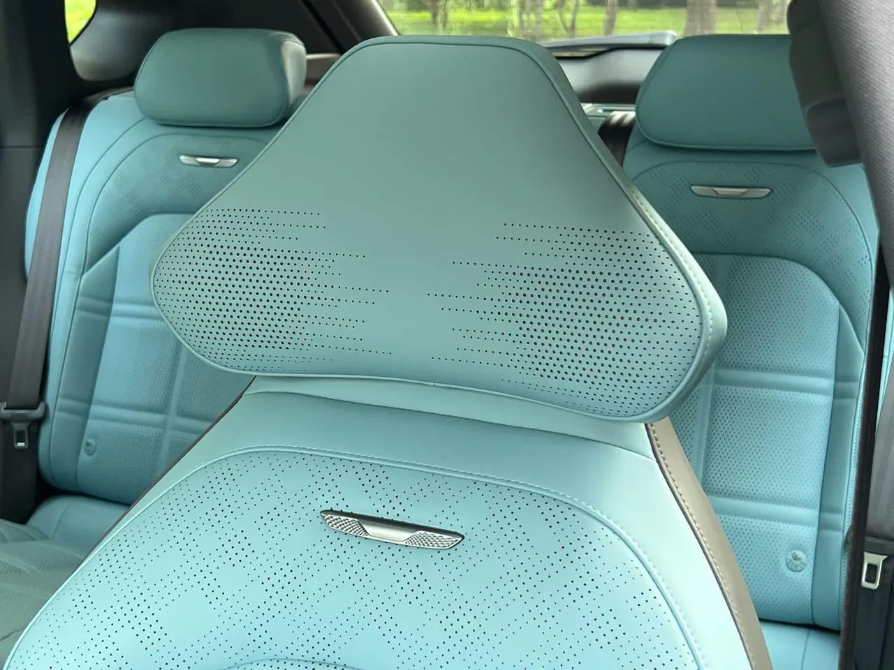 HongQi 2025 Tiangong 08 730 Max Rear Drive Automatic Gear 15