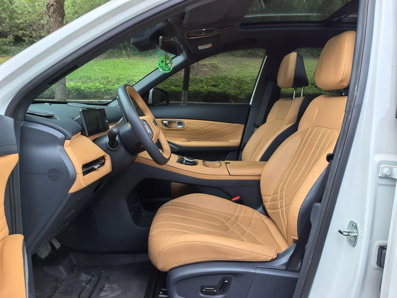Geely Galaxy Galaxy Starship 7 EM-i 2025 Starship 7 EM-i 1.5 55km Discovery Edition Automatic Gear 6