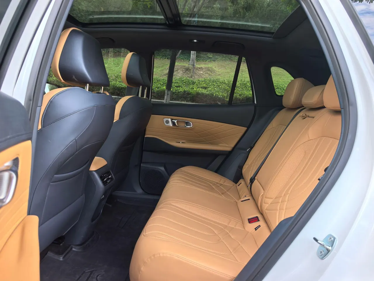 Geely Galaxy Galaxy Starship 7 EM-i 2025 Starship 7 EM-i 1.5 55km Discovery Edition Automatic Gear 7