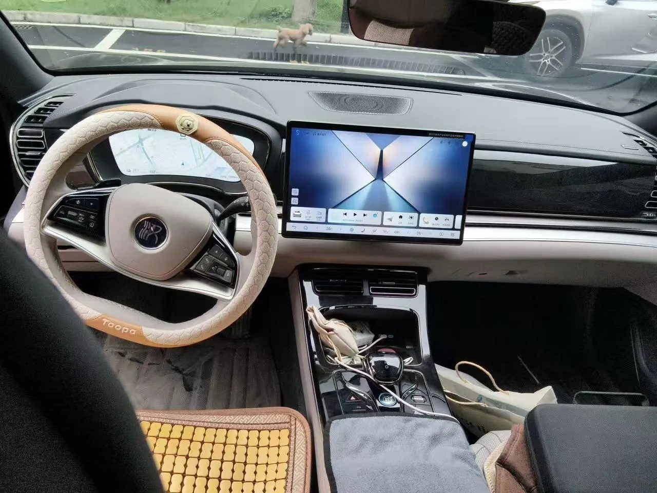BYD 2025 Han EV Smart Driving Edition 605KM Honorable Automatic Gear 3