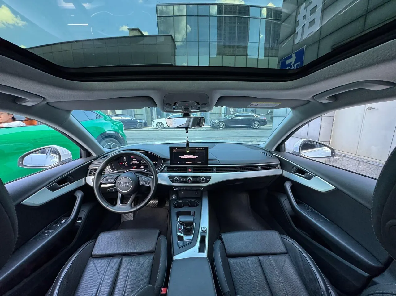 Audi 2020 A4L 2.0TFSI 40TFSI Fashion Dynamic Automatic 5
