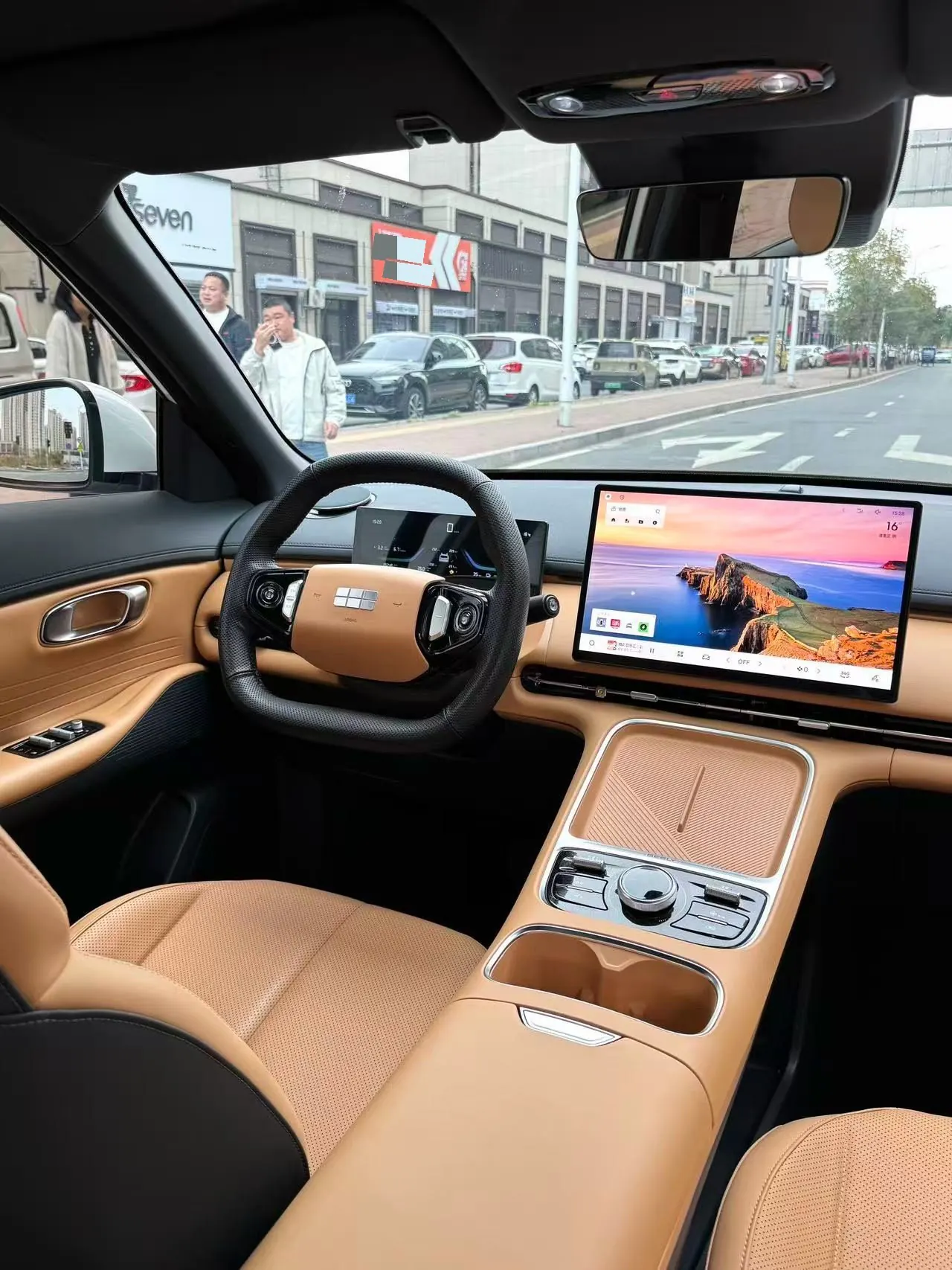 Geely Galaxy 2025 Starship 7 EM-i 1.5 55km Discovery Edition Automatic Gear 7