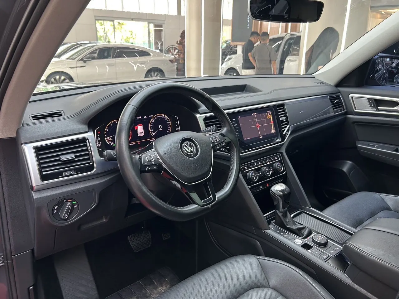 Volkswagen 2020 Tuang 2.0TSI 380TSI Four-wheel Drive Deluxe Edition (Modified) Automatic Gear 6
