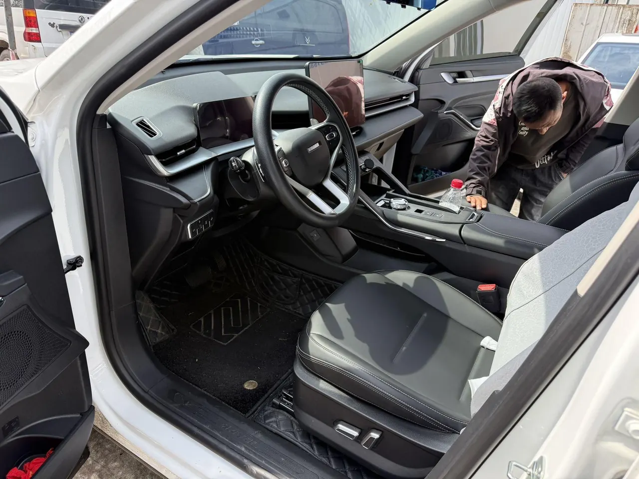 Haval 2026 H6 1.5T Two-Drive Classic Automatic Gear 2