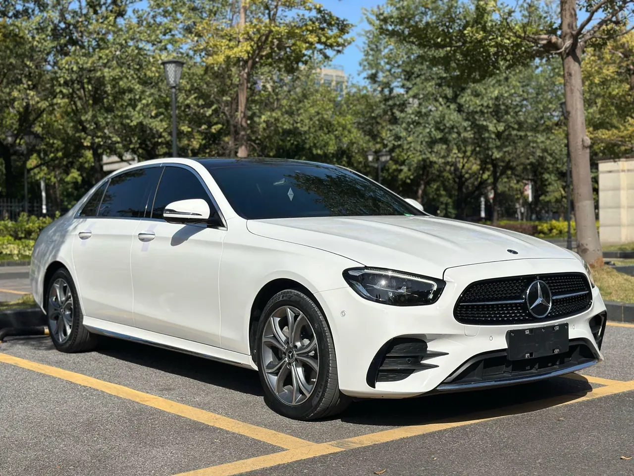 Open image lightbox: Mercedes Benz E Class 2021 E 300 L 2.0T Sports Luxury Automatic Gear
