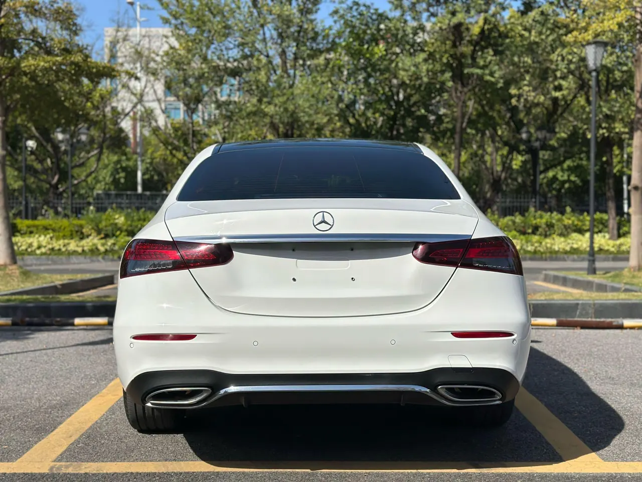 Mercedes Benz E Class 2021 E 300 L 2.0T Sports Luxury Automatic Gear 3