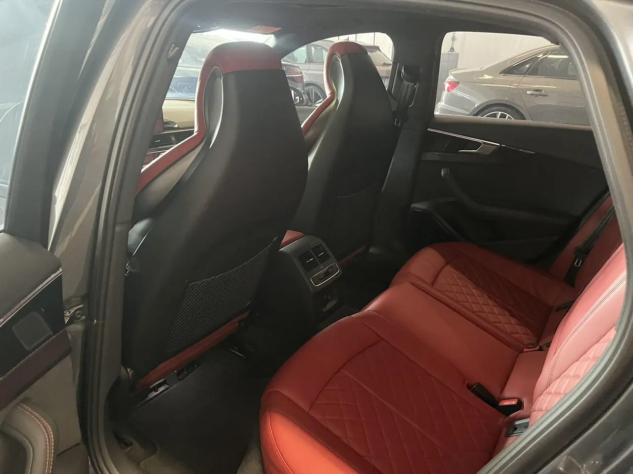 Audi S4 (Imported) 2024 S4 Limousine 3.0TFSI Automatic Gear 5