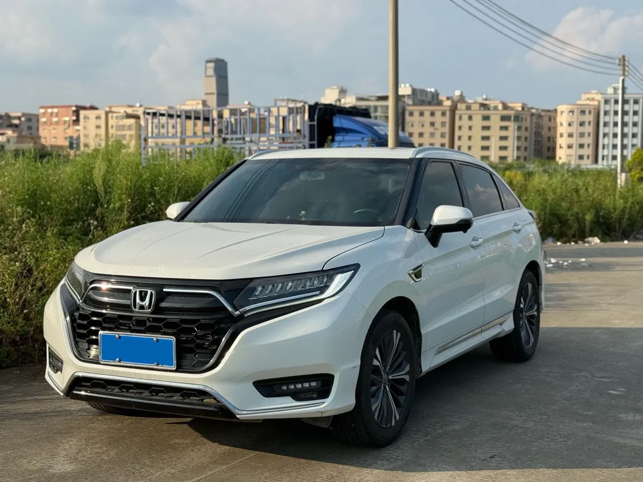 打开图片灯箱:Honda 2020 UR-V 2.0T 370TURBO two-drive elegant version of automatic gear