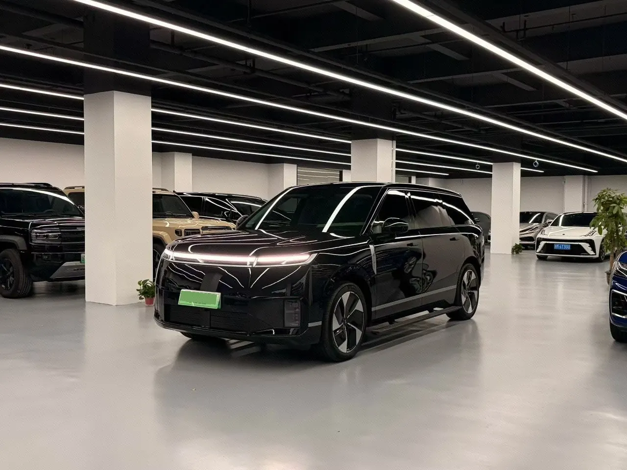 Открыть галерею: Xpeng 2026 GX 1585 four-wheel drive UltraSE automatic transmission
