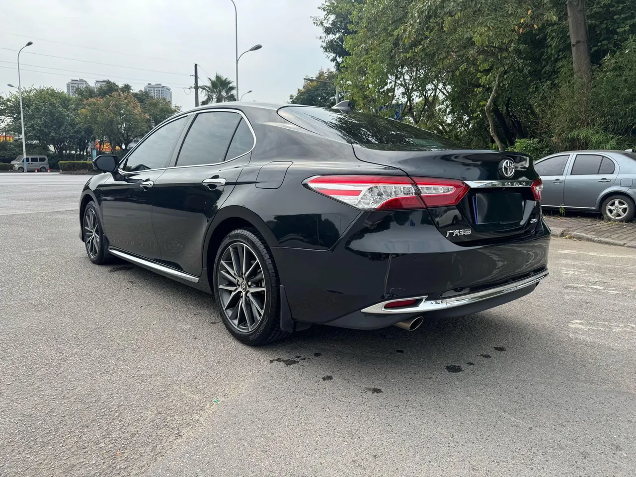 Toyota 2023 Camry 2.5G Deluxe Edition Automatic Gear 7