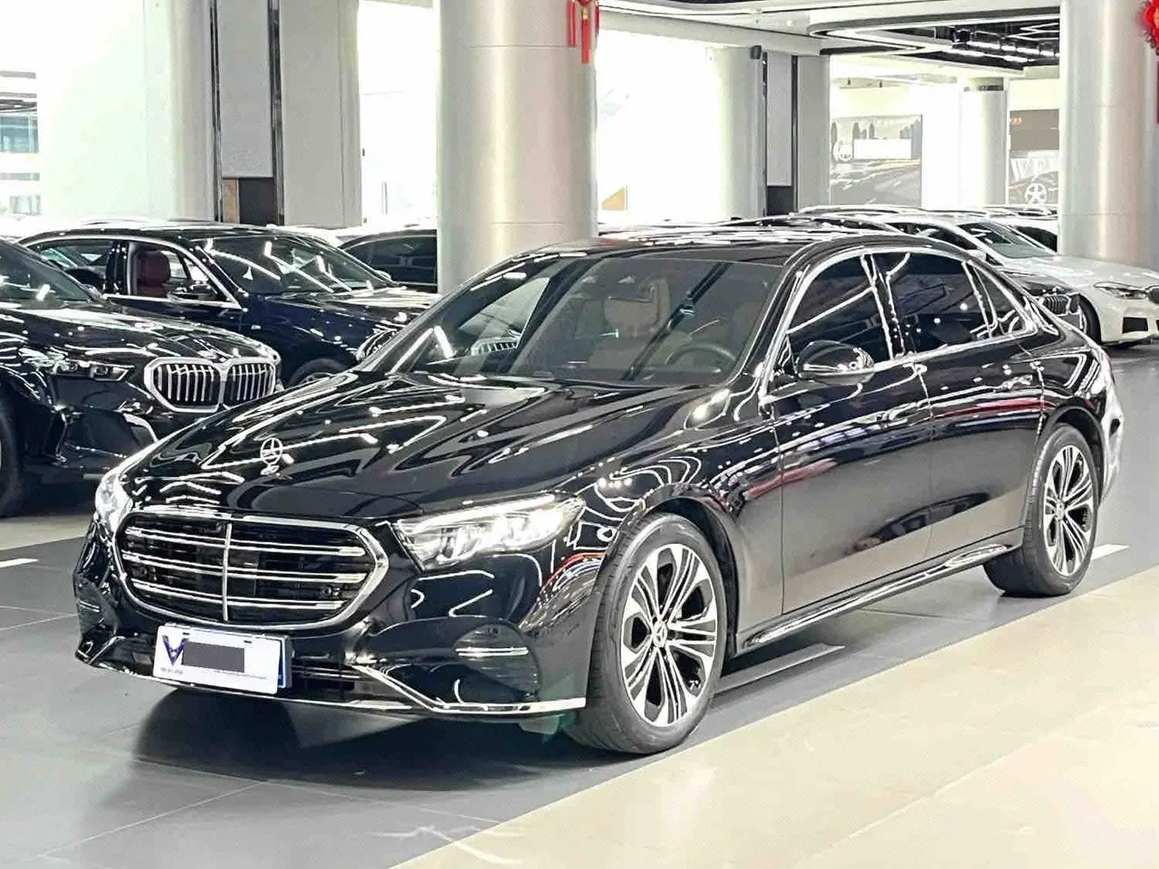 Open image lightbox: Mercedes Benz E Class 2025 E 300 L 48V 2.0T Luxury Automatic Gear