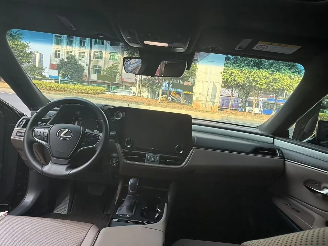 Lexus ES (Imported) 2025 ES300h 2.5 Stepless Premium Edition Automatic Gear 6