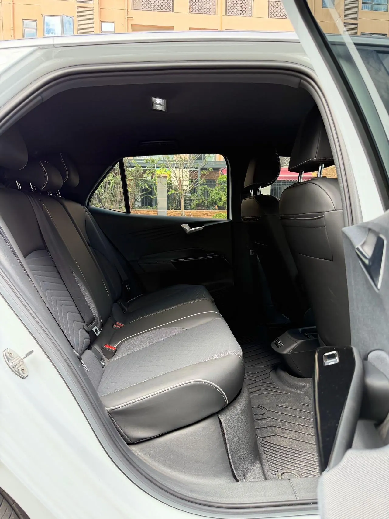 Volkswagen 2023 ID. 3 Pure Smart Edition Automatic Transmission 5