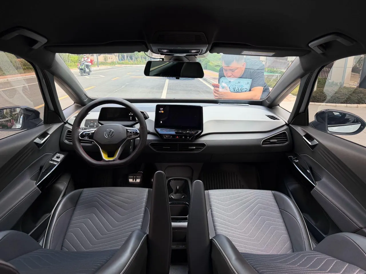 Volkswagen 2023 ID. 3 Pure Smart Edition Automatic Transmission 6