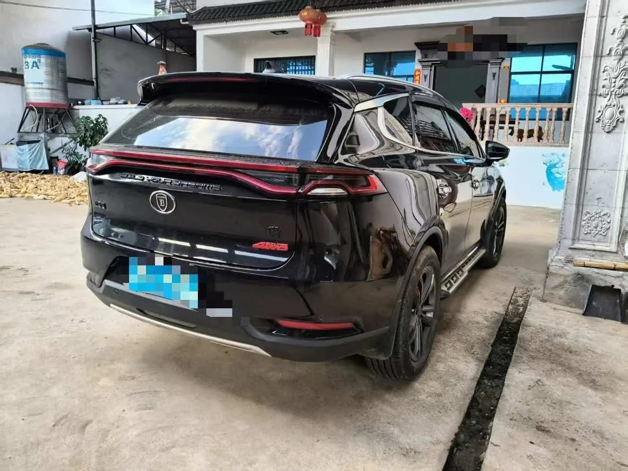BYD 2021 Tang 2.0T Flagship Automatic Gear 4