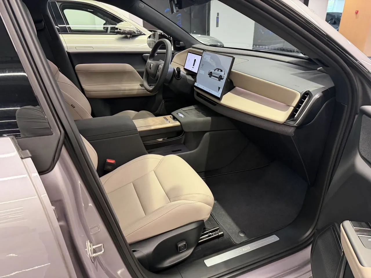 Volvo 2026 XC70 1.5T Two-Drive Long Endurance Core Automatic Gear 4