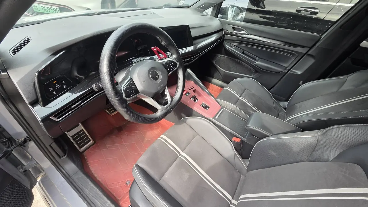 Volkswagen 2023 Golf 8 R-Line 1.4TSI 280TSI Lite Automatic 2