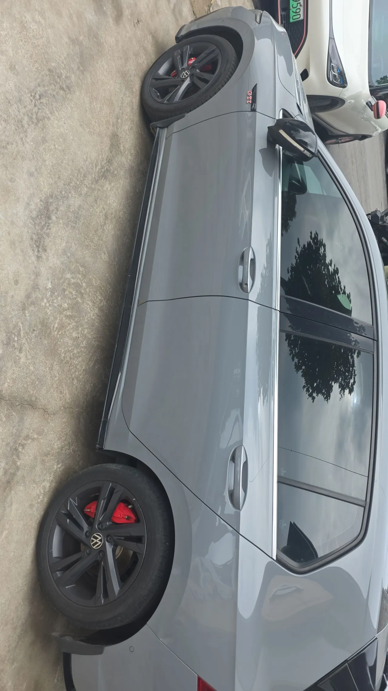 Volkswagen 2023 Golf 8 R-Line 1.4TSI 280TSI Lite Automatic 5