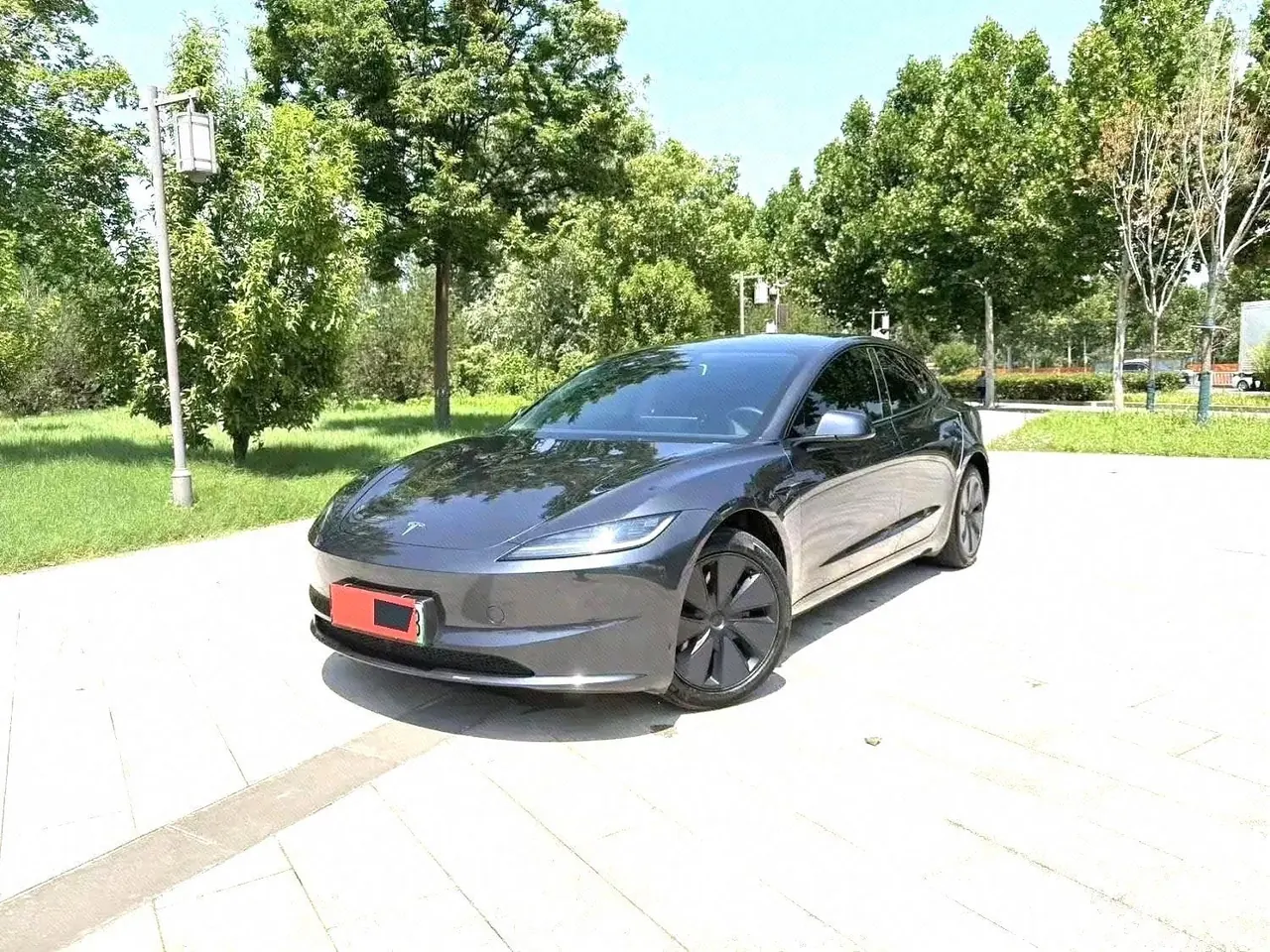 Open image lightbox: Tesla 2023 Model 3 Rejuvenation Edition Rear Wheel Drive Automatic Transmission