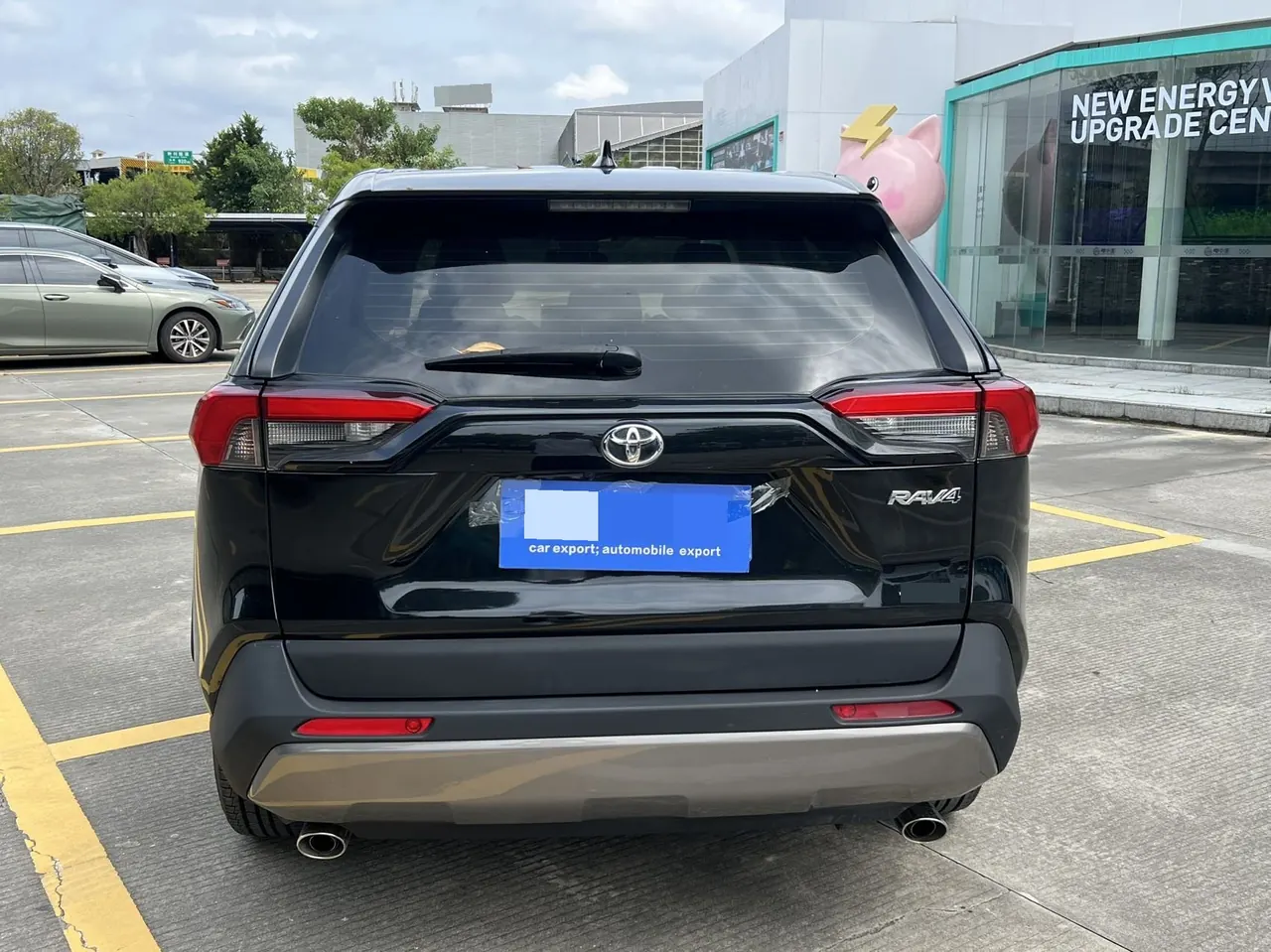Toyota 2020 RAV4 Rongbo 2.0 Stepless Two-Drive Fashion Edition Automatic Gear 9