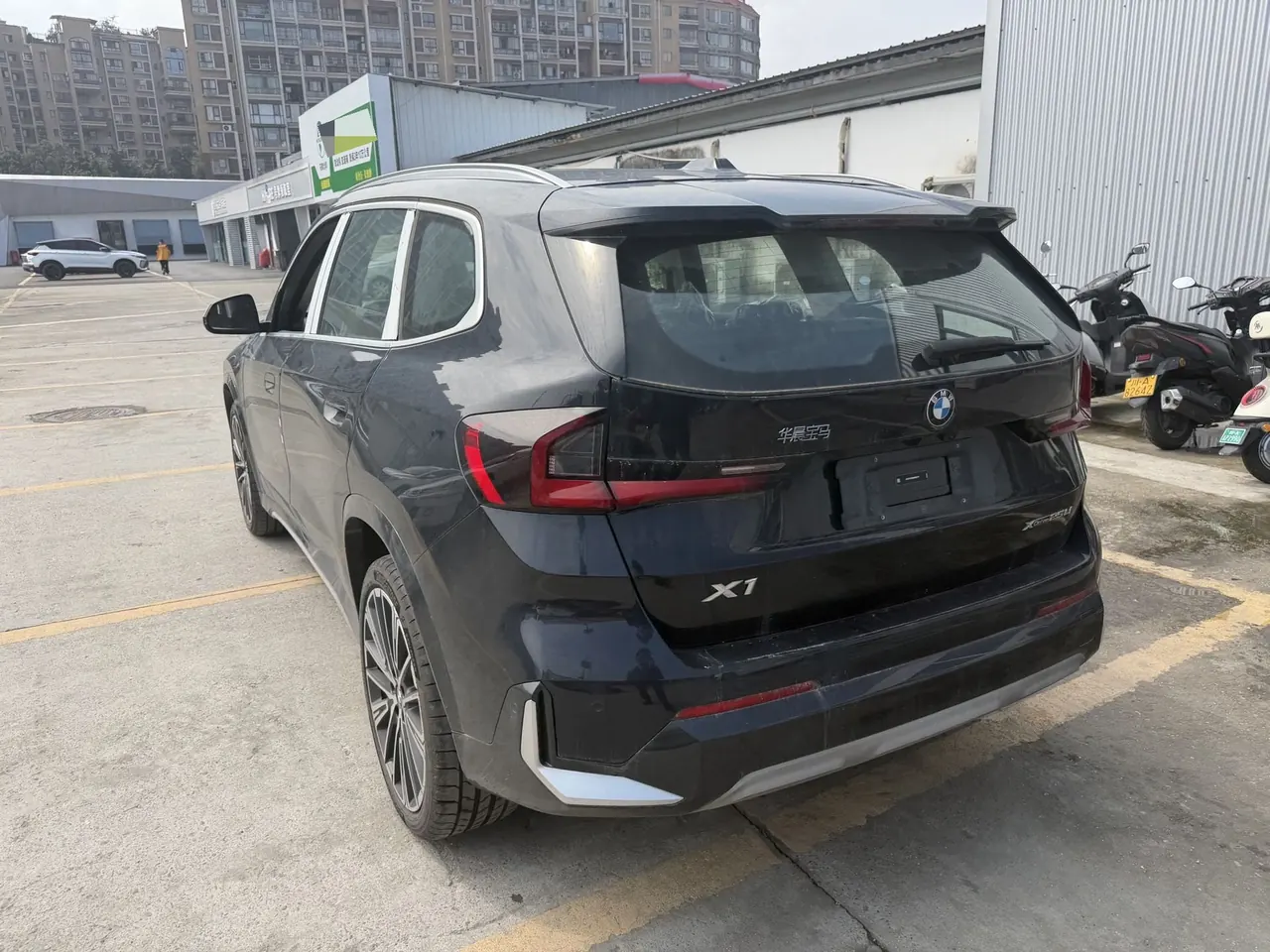 BMW 2024 X1 xDrive25Li 2.0T M sports suit automatic gear 8
