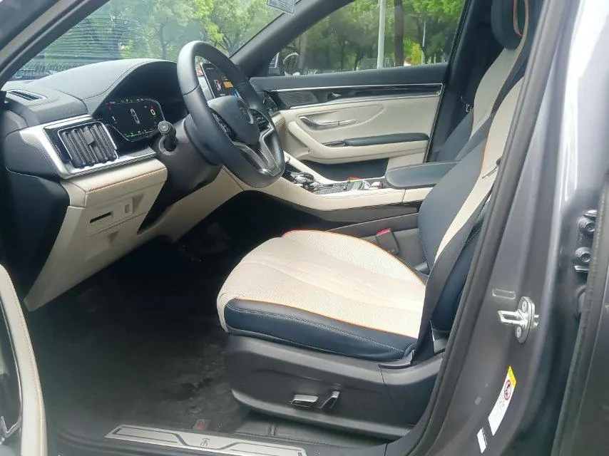 BYD Song PLUS New Energy 2021 Song PLUS DM-i 1.5 Stepless 110KM Flagship PLUS Automatic Gear 4