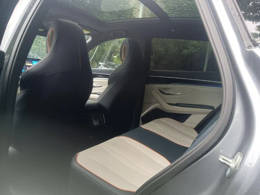 BYD Song PLUS New Energy 2021 Song PLUS DM-i 1.5 Stepless 110KM Flagship PLUS Automatic Gear 6