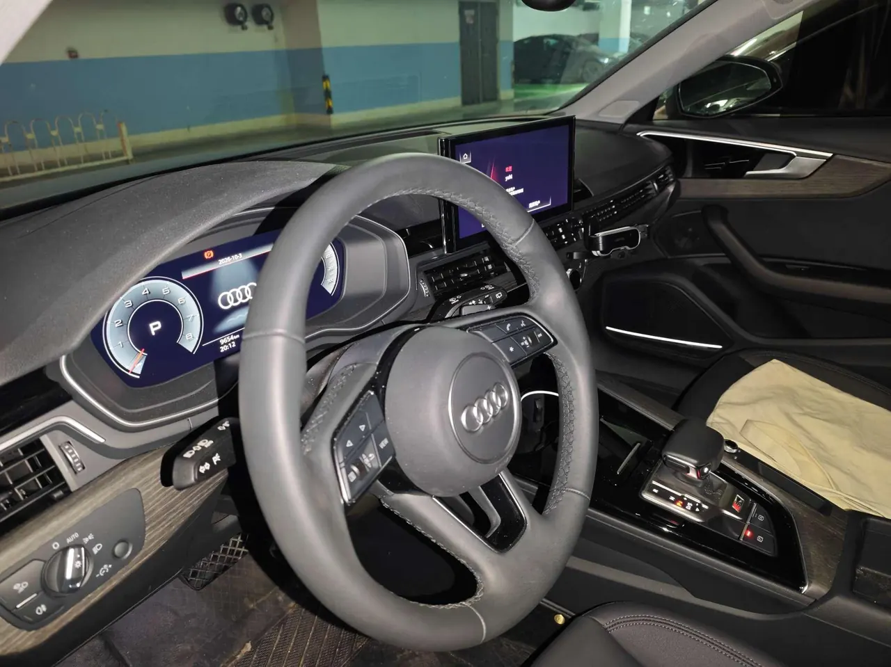 Audi A4 (Imported) 2024 A4 Allroad Quattro 2.0TFSI 45TFSI Automatic Gear 4